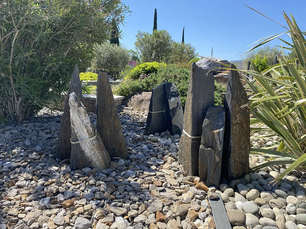 PAILLIS GNEISS ET MINI MONOLITHES ARDOISE