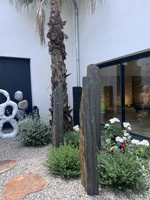 PATIO ALBI - MONOLITHE ARDOISE ET PAS JAPONAIS MULTICOLORES (2)