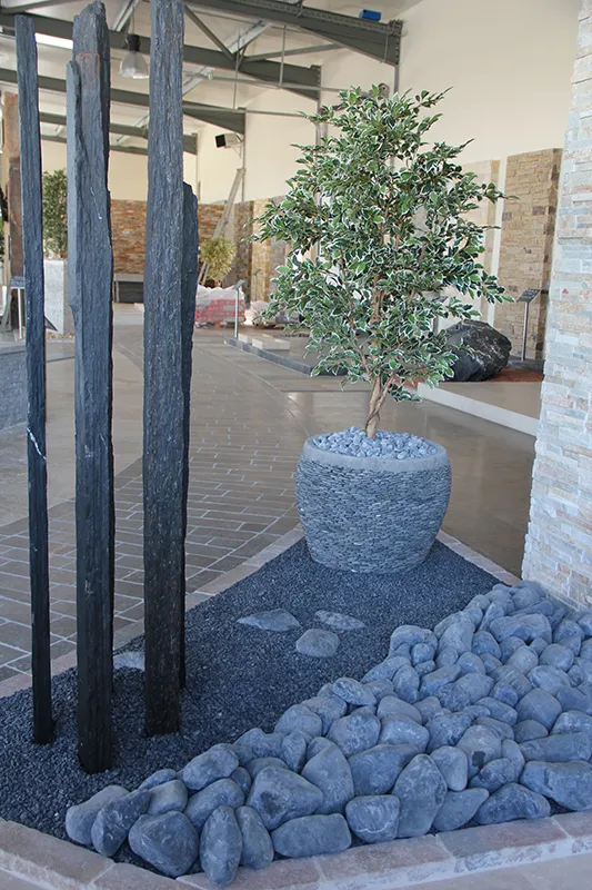 galets et granulats noir graphite 150-250 et piquets ardoise