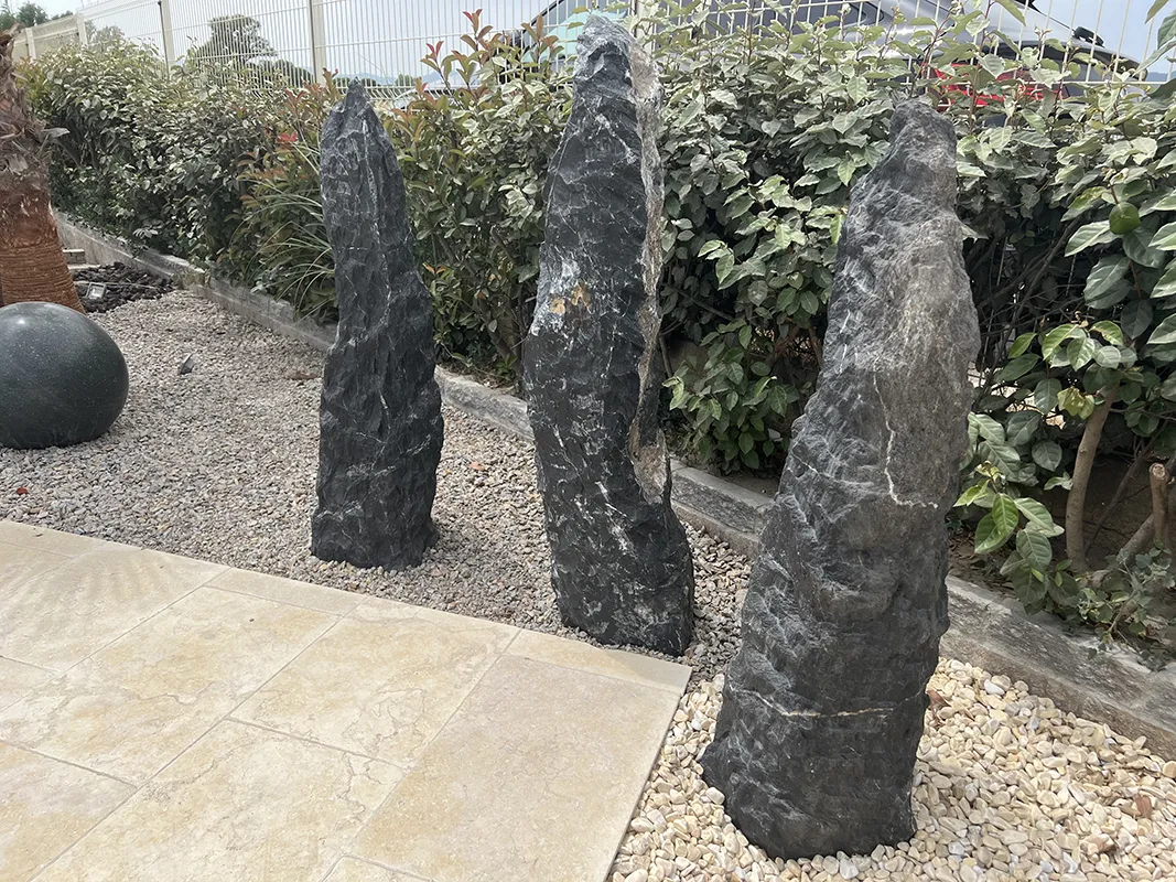 monolithes brutes ebony (4)