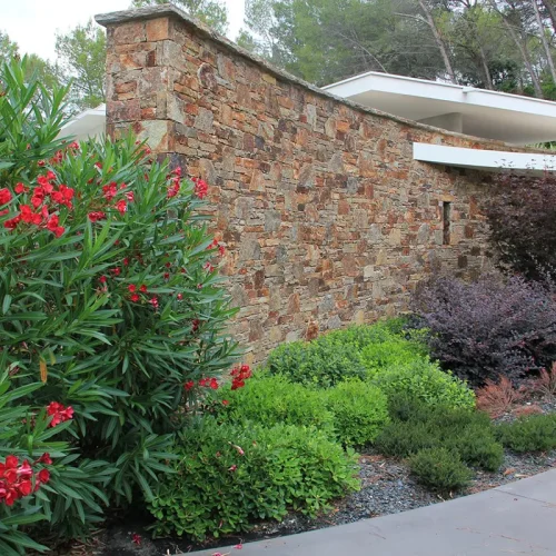 PIERRE A BATIR GNEISS DES MARTYS