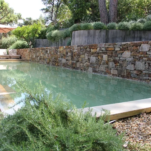 PIERRE A BATIR GNEISS DU CAROUX