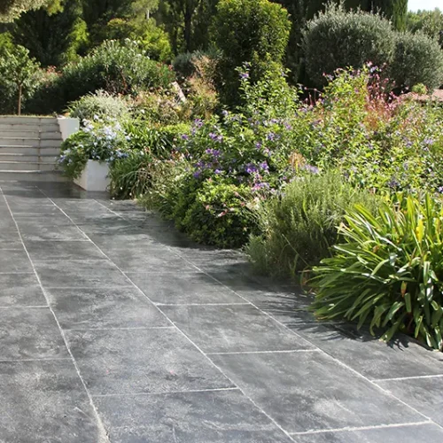 Pierre d'Inde - Black mountain