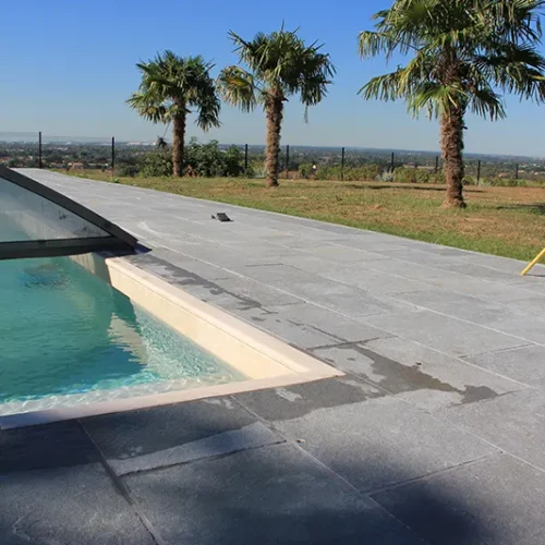 Pierre d'Inde - Bombay Grey et Perles de Jena 80x80cm (2)