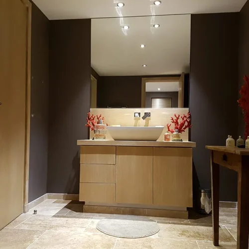 TRAVERTIN RUSTIC SOL SALLE DE BAIN Gassin