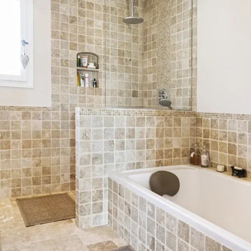 Travertin Rustic - Salle de Bain Grimaud