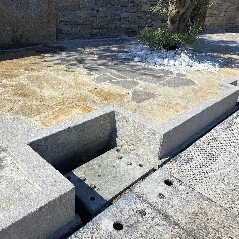 bordures gneiss grenaillees