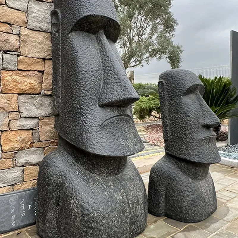 expo grimaud octobre 2022 moai beton (15)