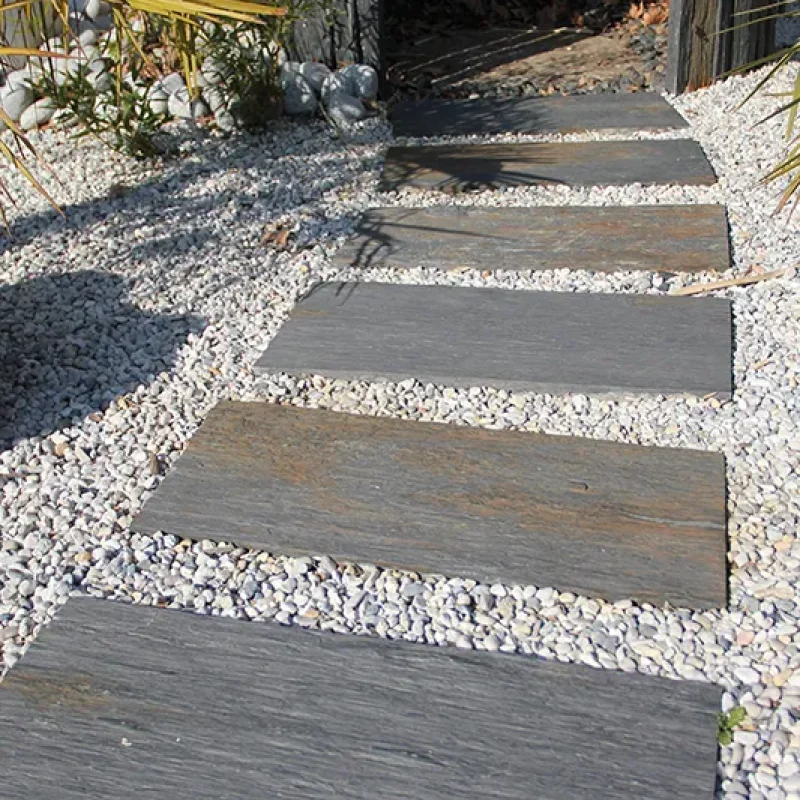 plaques ardoise 50x80 rustrique et granulats marbre blanc3